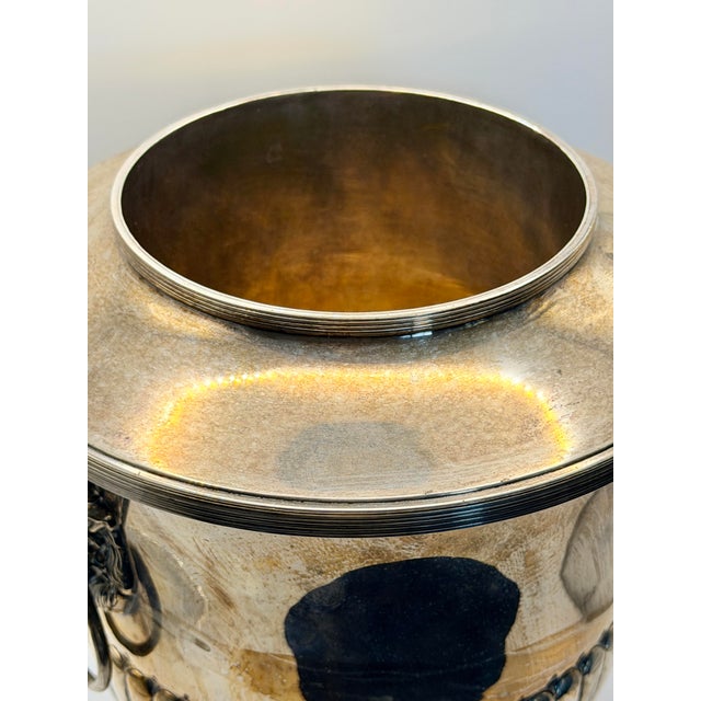 Vintage Silver Plate Lion Handle Ice Bucket / Champagne Cooler – Neoclassical Urn Form Barware For Sale In Chicago - Image 6 of 8