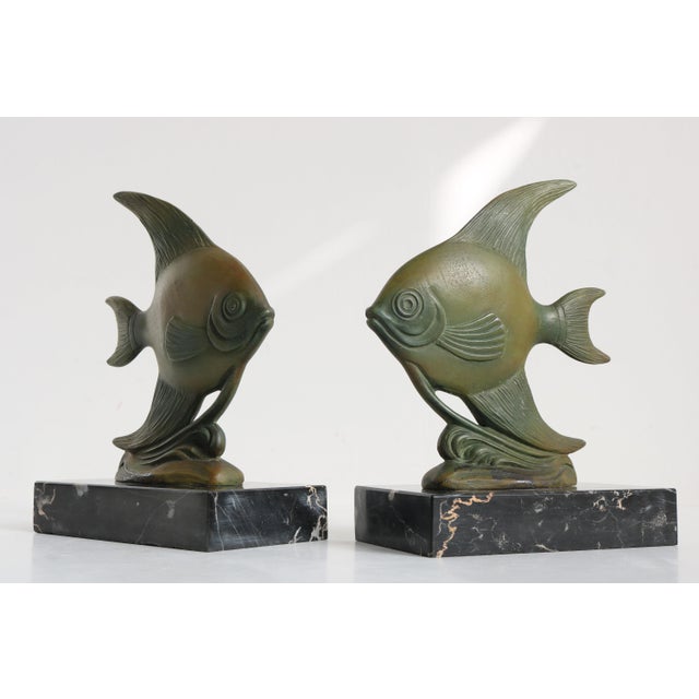 Black Antique Art Deco French Bookends Angelfish in Black Marble Spelter Moonfish, 1925, Set of 2 For Sale - Image 8 of 10