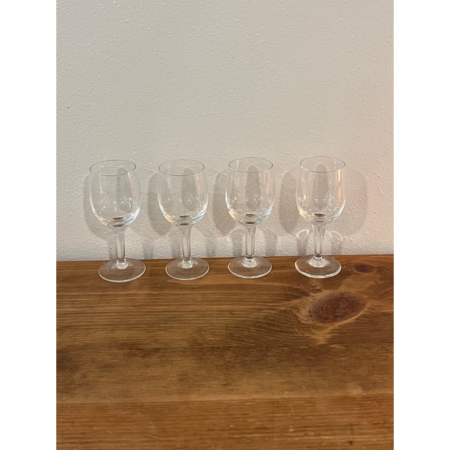 Mid 20th Century Vintage Cordial Glasses – Set of 4 Clear 3.75” Liqueur or Dessert Wine Glasses For Sale - Image 5 of 9