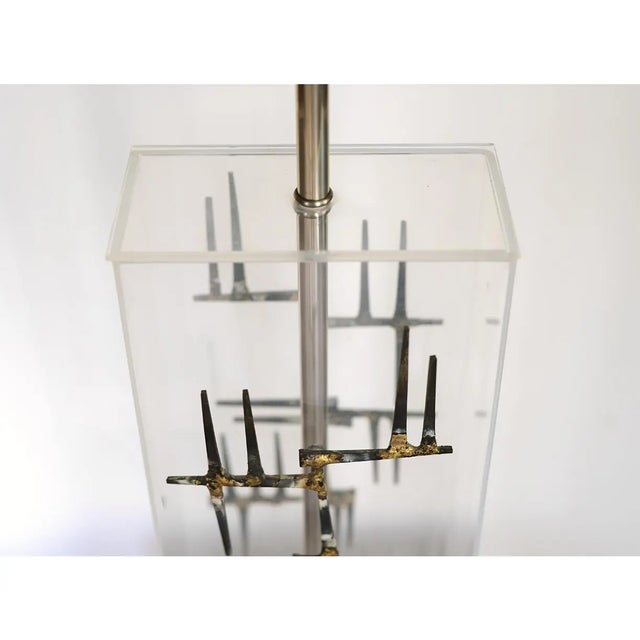 1960s 1967 Brutalist Laurel Nail & Lucite Table Lamp For Sale - Image 5 of 6