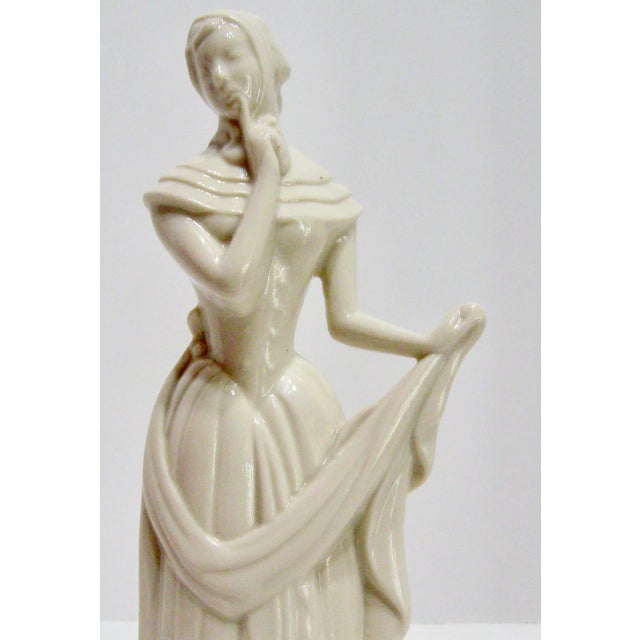 Early 20th Century Art Deco Porcelain Courting Figures - a Pair of 2 For Sale - Image 5 of 9