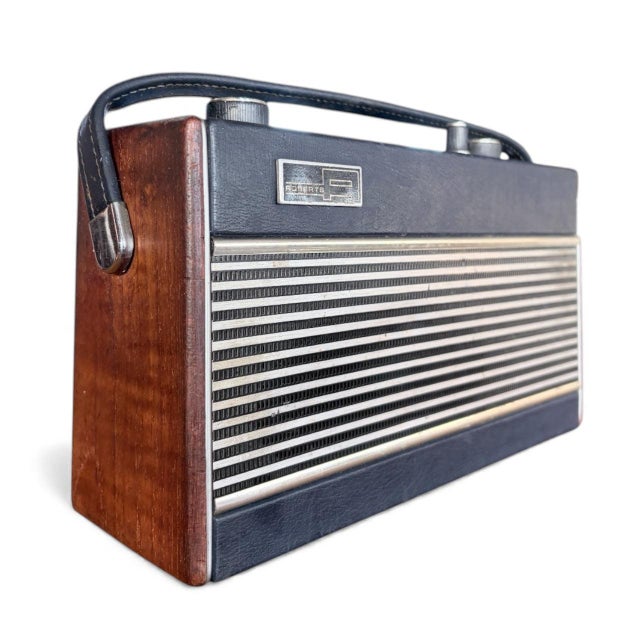The vintage portable radio is a classic roberts r500 retro transistor radio that offers timeless style and authentic mid-...