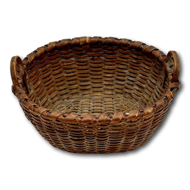 Small Size Late 19th Century Antique American Hand Woven Ash Splint Bread Basket - Nice Original Color & Patina For Sale - Image 4 of 18