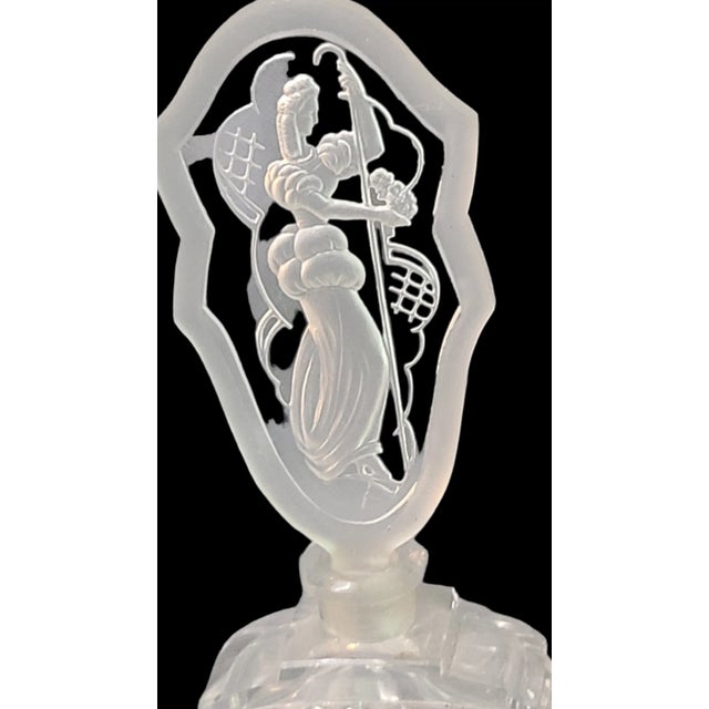 1920s Vintage Art Nouveau Czechoslovakian Crystal Perfume Bottle Figural Etched Top For Sale - Image 5 of 10