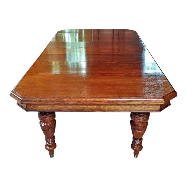 19th CenturyIrish Oak Telescopic Dining Table - For Sale