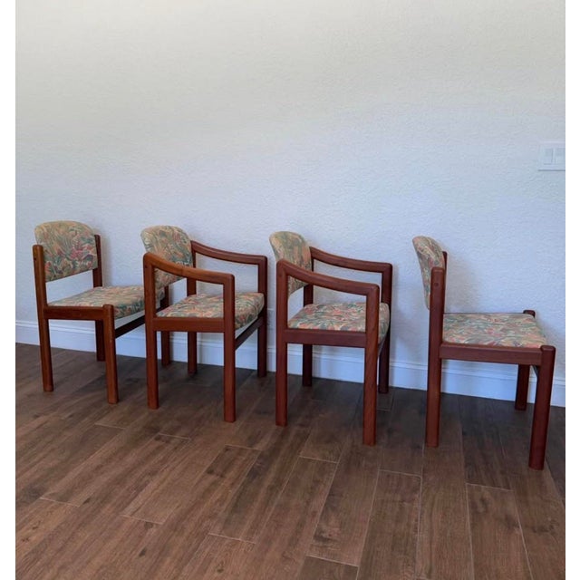 Vintage Mid-Century Modern Teak Dining Chairs - Set of 4 For Sale In Miami - Image 6 of 10