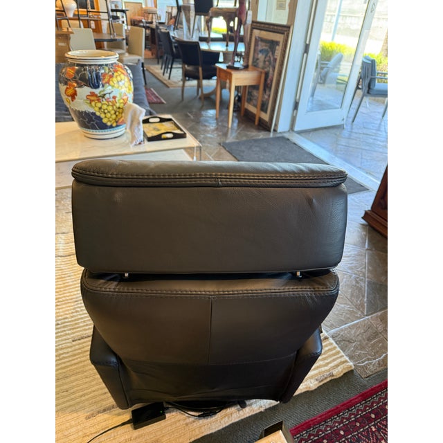 Fjords Fjords Power Swivel Recliner For Sale - Image 4 of 12