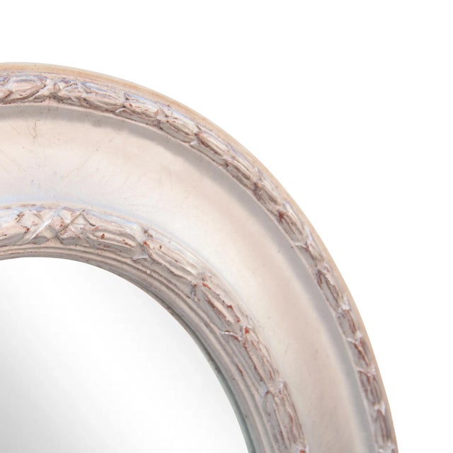 Hollywood Regency Neoclassical Style Hand Carved Oval Mirror in Silver For Sale - Image 3 of 6