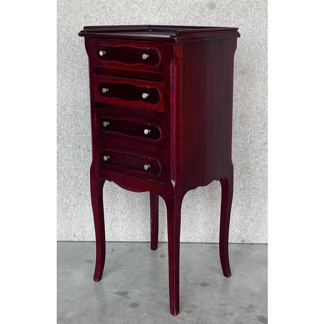 Early 20th Century Pair of Italian Louis XV Style Mahogany Nightstand or End Side Tables For Sale - Image 4 of 18