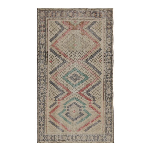 Vintage Zeki Müren Runner in Beige Multicolor Geometric Pattern - By Rug & Kilim For Sale