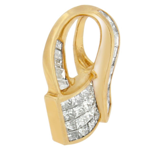 14k Yellow Gold 2.0 Cttw Princess and Baguette-cut Diamond Art Deco Inspired Pendant Necklace (G-H Color, VS1-VS2 Clarity) - 18 Inch For Sale - Image 4 of 7