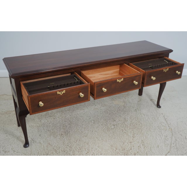 Stickley Stickley Colonial Williamsburg Cw-148 Mahogany Sideboard For Sale - Image 4 of 18