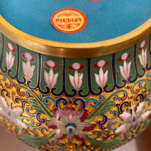 Early 20th Century Large Japanese Cloisonne Lidded Jar Urn - a Pair For Sale - Image 11 of 11