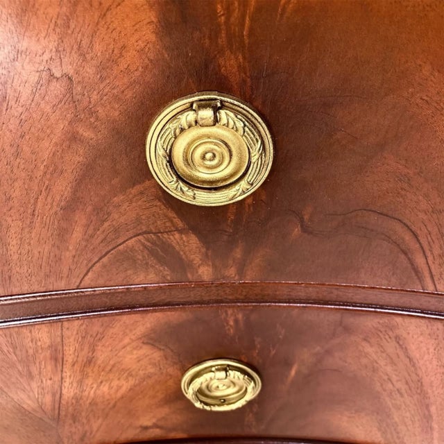 Vintage Federal Flame Mahogany Sheraton Style Server | Sideboard | Statement Entryway Piece For Sale - Image 10 of 11