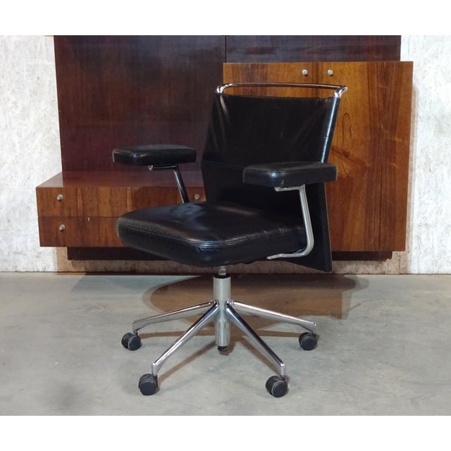 Postmodern Adjustable Swivel Chairs Model by Antonio Citterio for Vitra, 1997, Set of 4 For Sale - Image 3 of 10