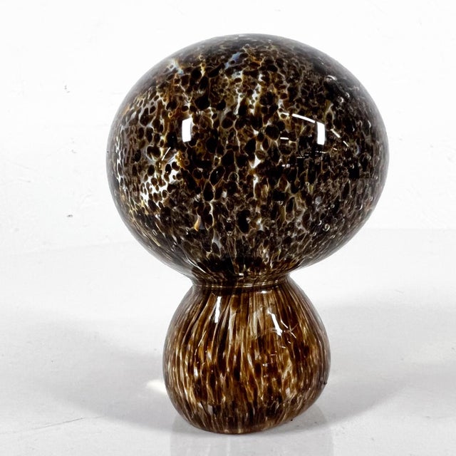Modern Murphy Art Glass Kiwi Bird Paperweight New Zealand For Sale - Image 4 of 13