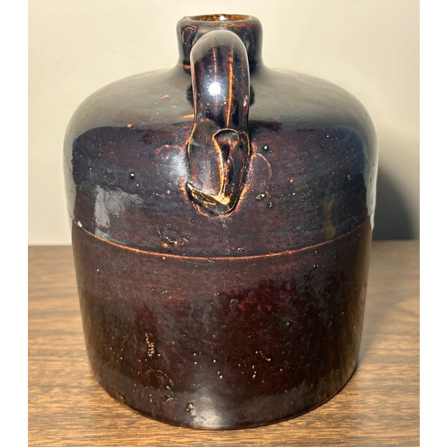 Late 19th Century American Primitive Albany Slip Glazed Brown Stoneware Beehive-Form 1/2 Gallon Jug For Sale In New Orleans - Image 6 of 8
