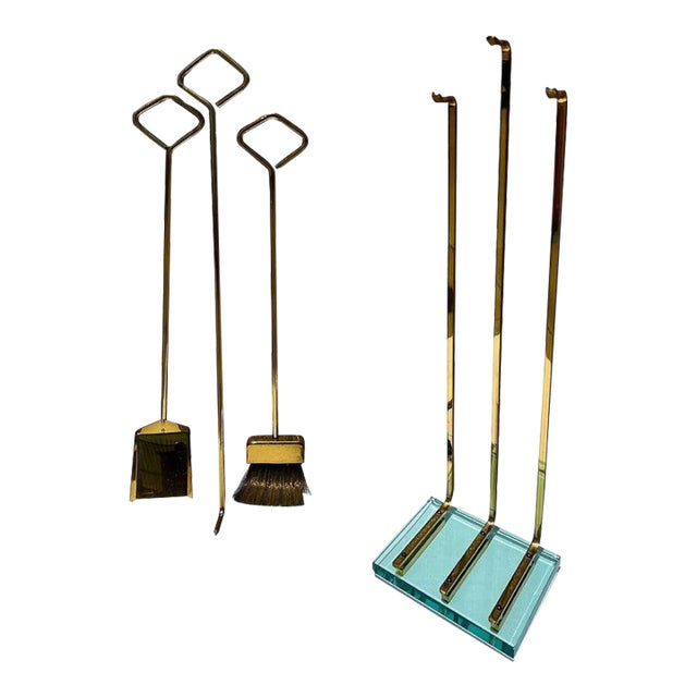 1970s Italian Modernist Brass and Glass Fireplace by Fontana Arte For Sale