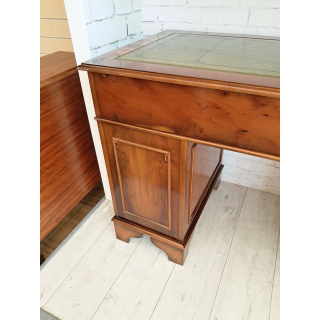 Brown Antique Twin Pedestal Desk in Dark Yew Wood and Leather Top, 1980 For Sale - Image 8 of 18