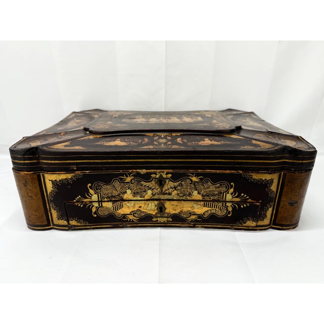 Large Chinese Export Black Lacquer & Gilt Decorated Sewing Box C. 1860 For Sale - Image 10 of 10