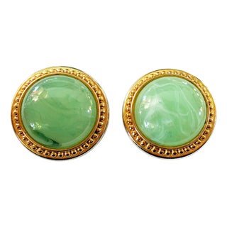 Vintage Gold Tone Earrings W/Round Celadon Green Jadeite Faux Jade For Sale