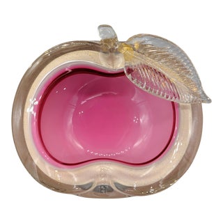 1950's Alfredo Barbini Italian Murano Raspberry Pink and Gold Aventurine Apple Bowl Dish For Sale