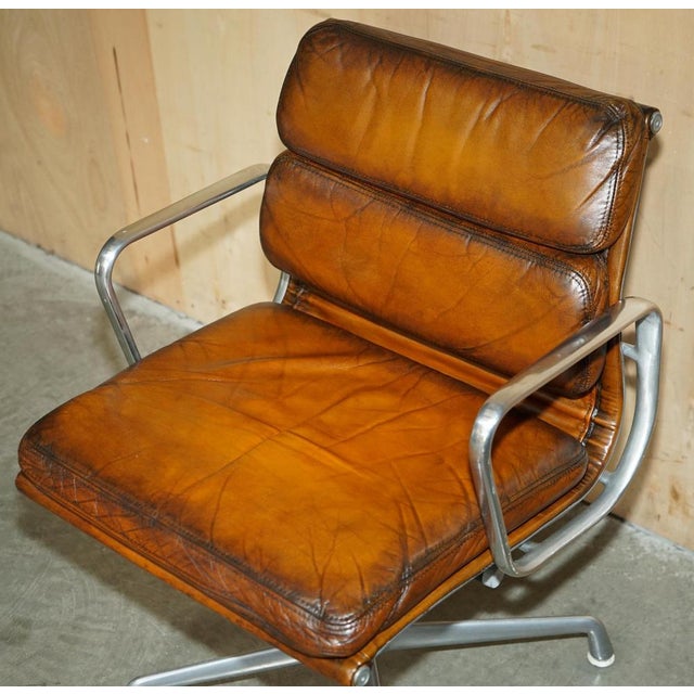 Chanel NYC Soft Pad Captain's Chair in Hand-Dyed Leather from Herman Miller, 1977 For Sale - Image 17 of 18
