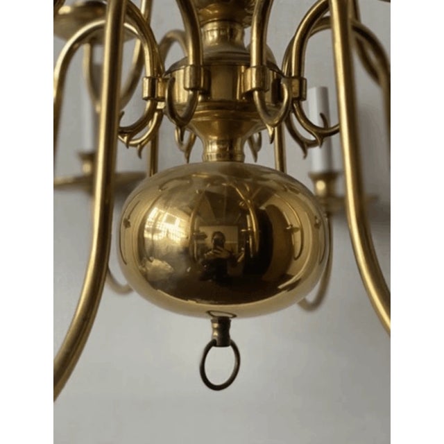 22” tall 27” across