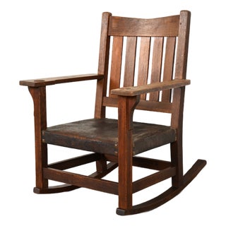 Gustav Stickley Antique Mission Oak Arts & Crafts Rocking Chair, Circa 1910 For Sale