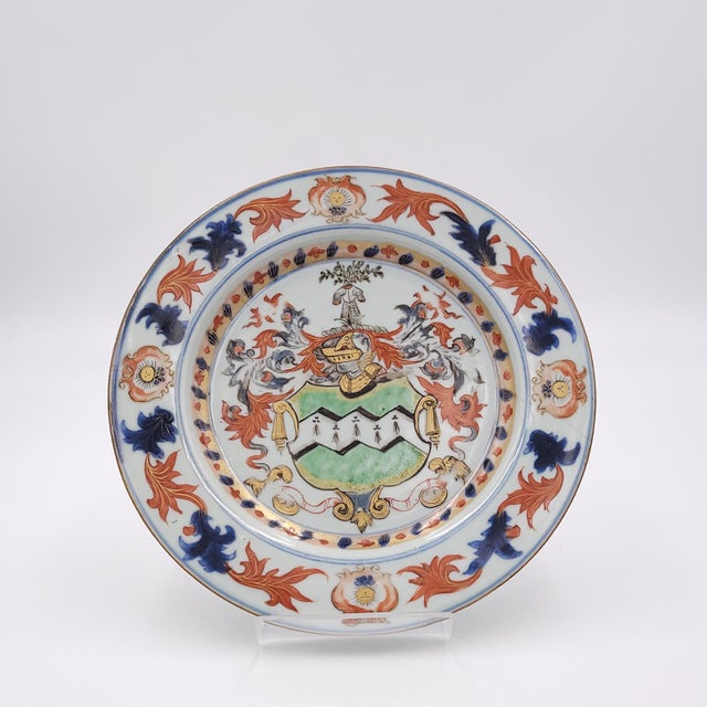 Circa 1750 Early Armorial Plates, China, a Pair For Sale - Image 10 of 11
