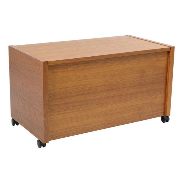 Mid Century Modern Danish Rolling Blanket Storage Chest For Sale
