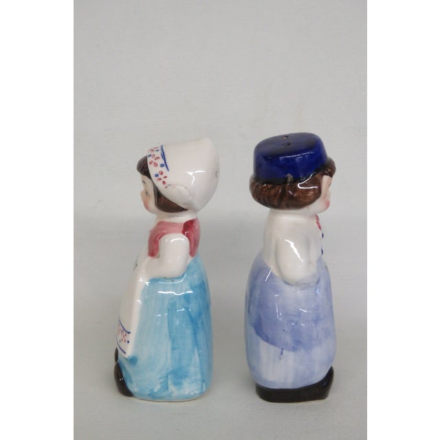 Mid 20th Century Mid 20th Century Dutch Boy and Girl Ceramic Salt and Pepper Shakers Hand Painted - Set of 2 For Sale - Image 5 of 13