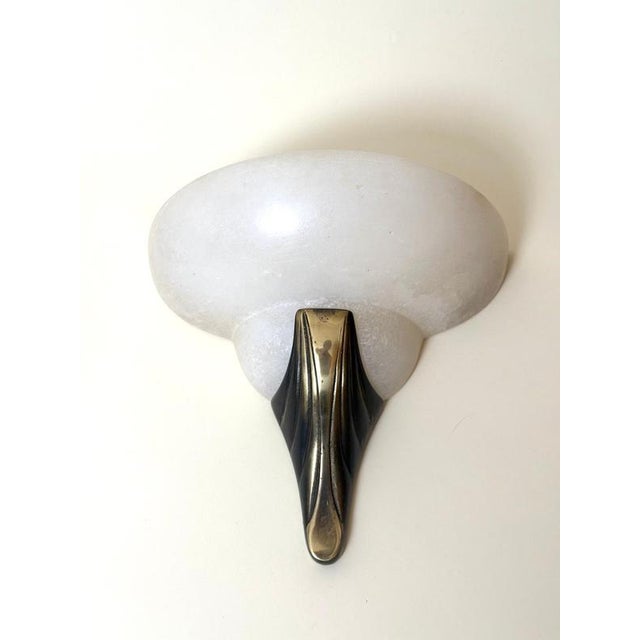 1980s Art Deco Style Hand-Carved Alabaster and Brass Wall Sconces, 1980, Set of 2 For Sale - Image 5 of 15