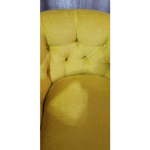 1960s Vibrant Yellow Mid-Century Sofa Chaise Lounge Tufted Velvet For Sale - Image 11 of 11