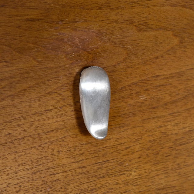 1950s John Van Koert Drexel Profile K12 Gentlemen’s Chest Dresser With Tag For Sale - Image 13 of 13