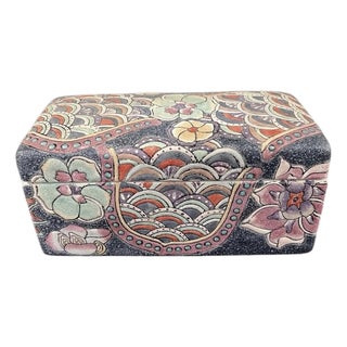 Vintage Asian Kiln Chinoiserie Hand‑Painted Porcelain Trinket Box Floral Motif Jewelry Decor Box For Sale