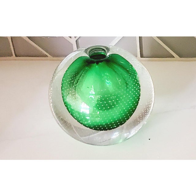 1950s Mid-Century Modern a.d. Copier for Royal Leerdam Emerald "Spijkerbol" Controlled Bubble Glass Bud Vase & Taper Holder (1950s) For Sale - Image 5 of 6