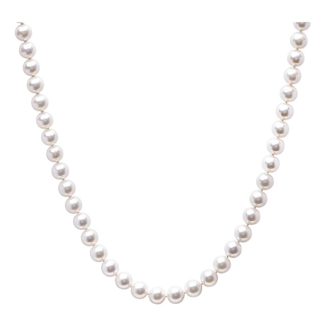 14K Yellow Gold 8.0x8.5mm Akoya Pearl Strand Necklace For Sale