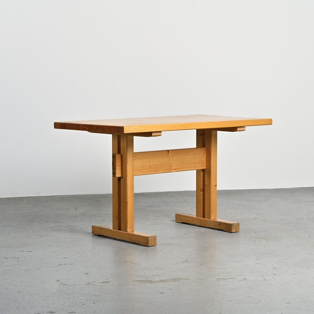 Charlotte Perriand Pine Dining Table by Charlotte Perriand for Les Arcs, France, 1970s For Sale - Image 4 of 15