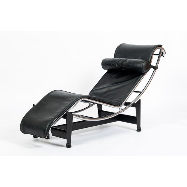1990s Cassina Lc4 Black Leather Chaise Lounge Chair by Le Corbusier 1994 For Sale - Image 5 of 18
