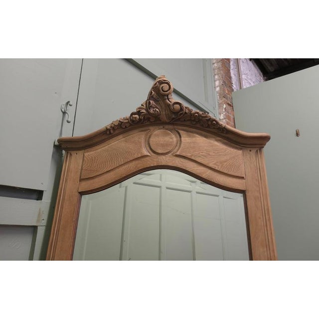 French Bleached and Carved Oak Wall Mirror, 1880 For Sale - Image 4 of 7