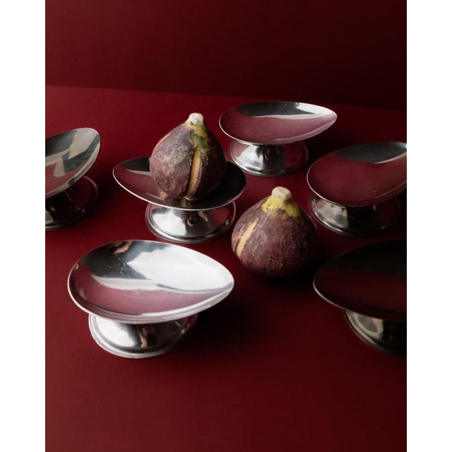 Metal Vintage Oval Stainless Steel Bowls, 1970s, Set of 6 For Sale - Image 7 of 11