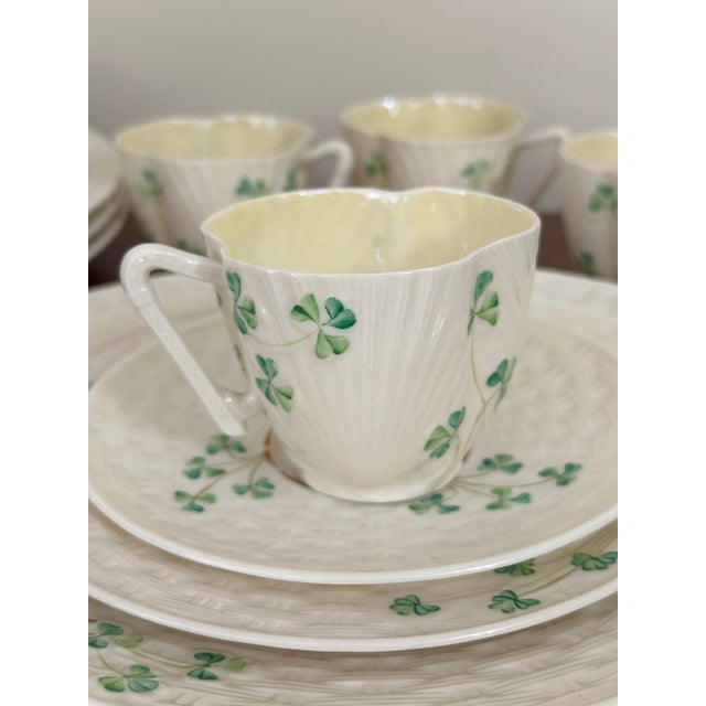 Belleek Pottery Ltd. Vintage Belleek Shamrock Basketweave Dinnerware Service for 4 - 20 Pieces For Sale - Image 4 of 8