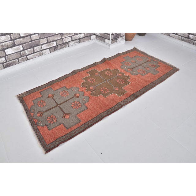 1960s 1960s Small Bohemian Handknotted Wool Rug For Sale - Image 5 of 10
