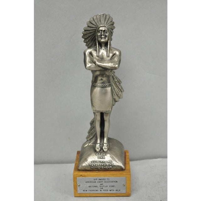 Vintage 1970s Popai Oma Store Display Award Trophy Native American Chief Figure For Sale - Image 12 of 12