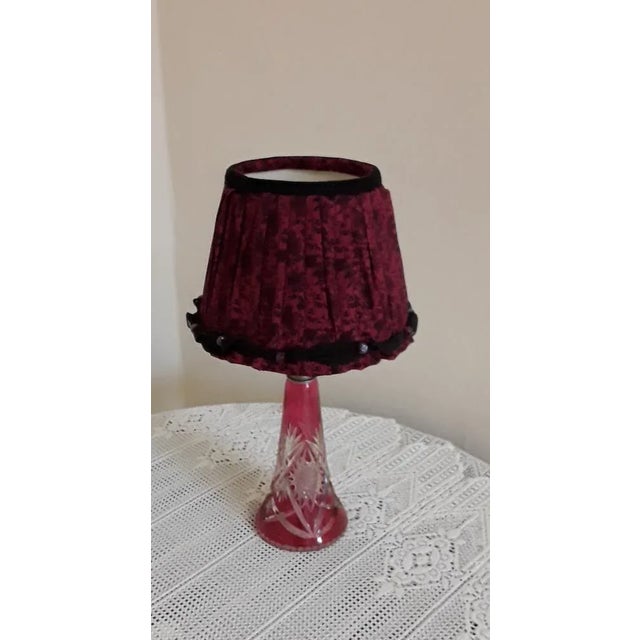 Vintage Red Table Lamp with Polished Conical Foot, in Very Good conditions. Designed 1950 to 1959 European Plug (up to...