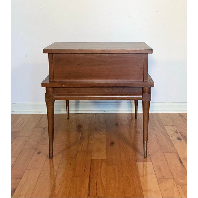 American of Martinsville Vintage Inlaid Side Table by American of Martinsville, Circa 1960s For Sale - Image 4 of 12