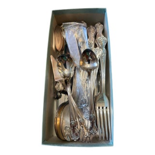 Vintage 1951 Wm Rogers Magnolia Silverplate Flatware 54 Pc Set Original Box For Sale