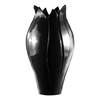 Italian Ceramic Tulip Vase Alto with Black from VGnewtrend For Sale