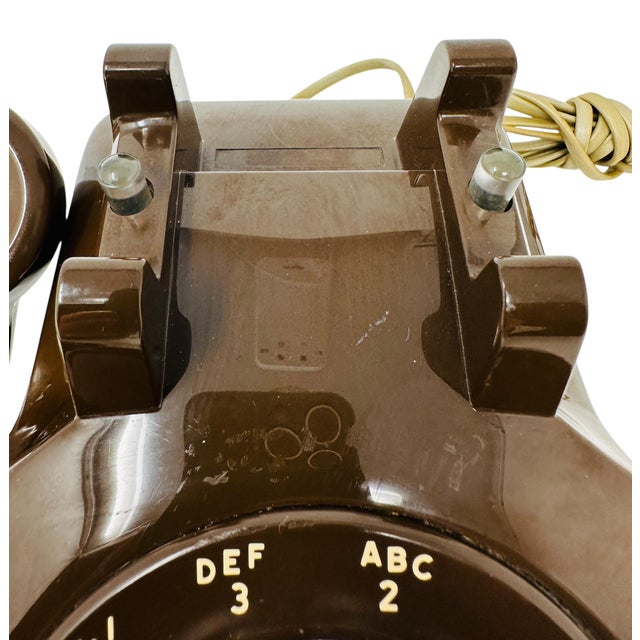 Vintage Comdial Model 500d Rotary Phone (1984) | Classic Retro Brown Desk Telephone | Tested & Working Mid-Century Decor For Sale - Image 13 of 14